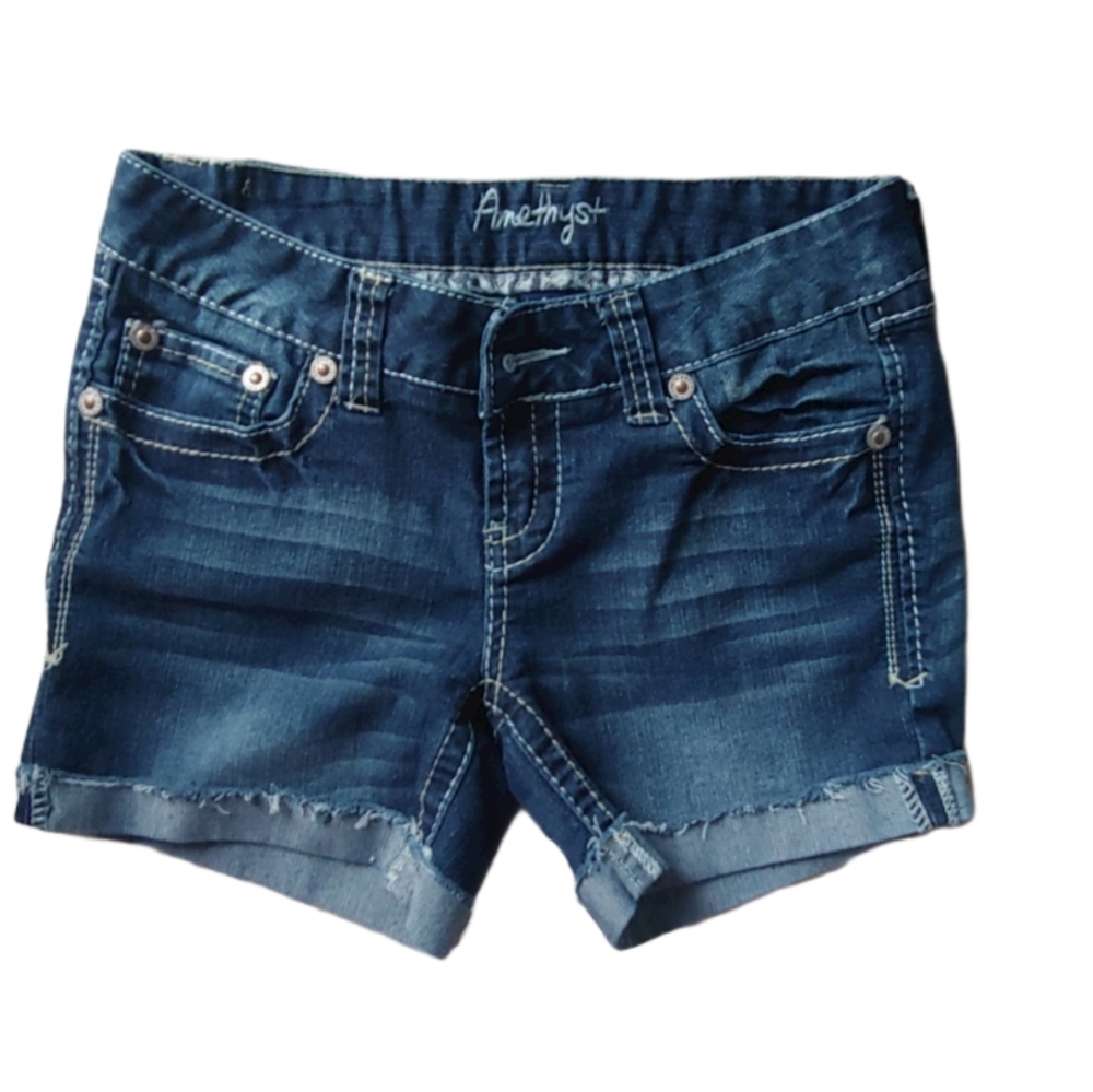 Amethyst jean shorts